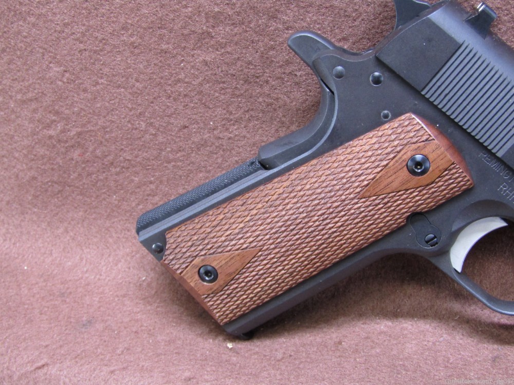 Remington 1911 R1 45 ACP Semi Auto Pistol Thumb Safety 2x 7 Rd Mag Like New-img-2