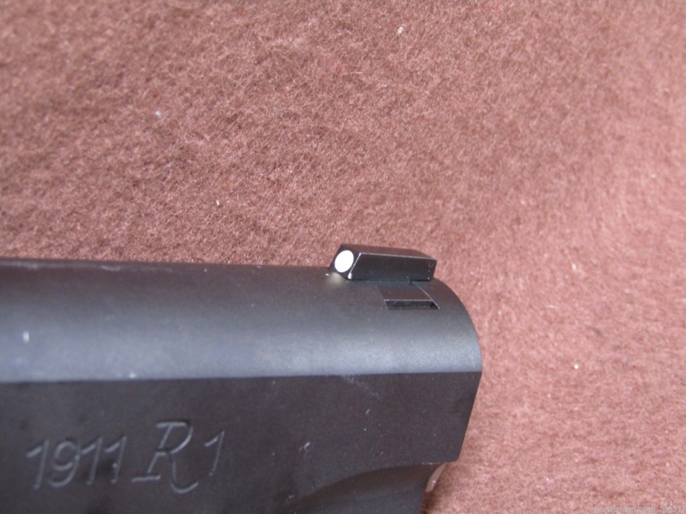 Remington 1911 R1 45 ACP Semi Auto Pistol Thumb Safety 2x 7 Rd Mag Like New-img-7