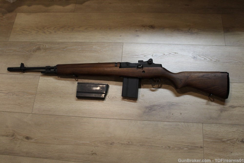 Springfield Armory M1a .308 walnut 22" w/ national match front sight & 2mag-img-1