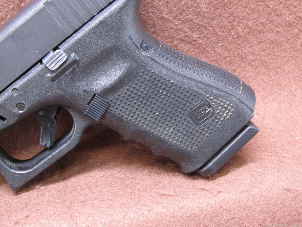 Glock 23 Gen 4 40 S&W Semi Auto Pistol 3x 13 Rd Mags-img-8