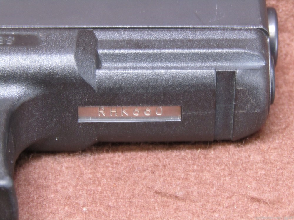 Glock 23 Gen 4 40 S&W Semi Auto Pistol 3x 13 Rd Mags-img-13