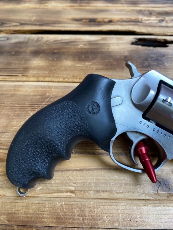 5-Shot .38 SPL Stainless Ruger SP101 With Soft Rubber Grips-img-1