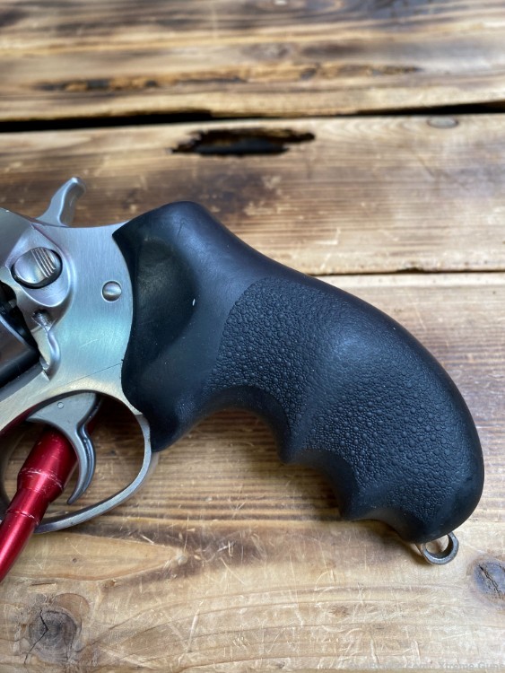 5-Shot .38 SPL Stainless Ruger SP101 With Soft Rubber Grips-img-5