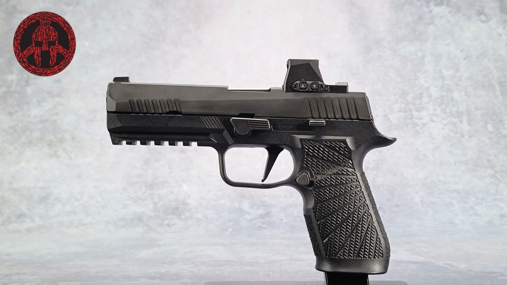 USED Sig Sauer P320 Wilson Combat Grip, 2 17rd Mags, Delta Point Pro-img-1