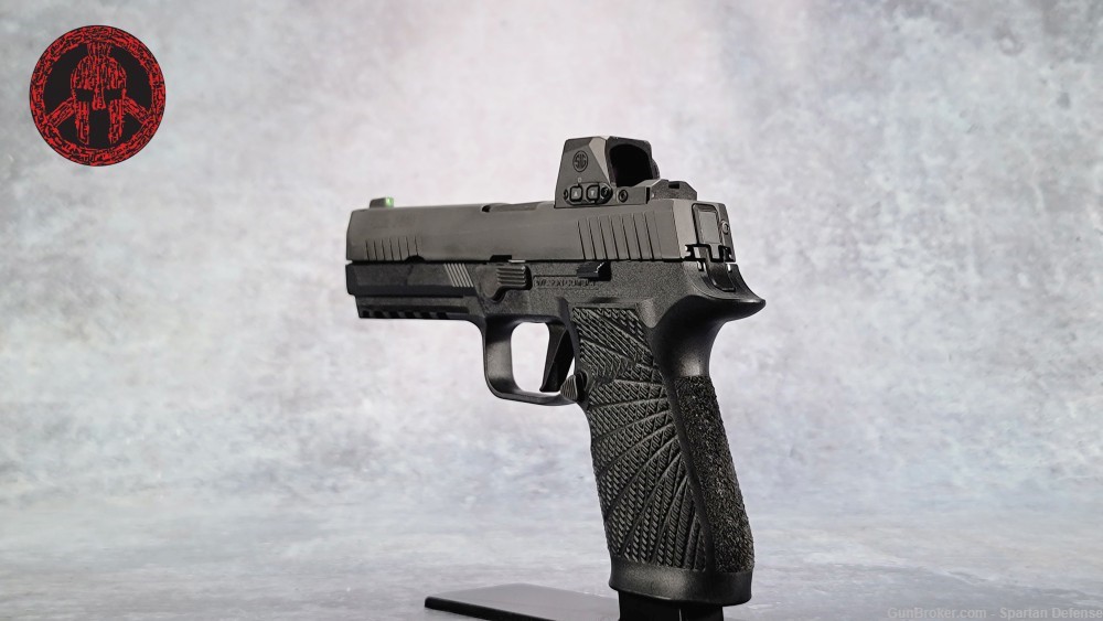 USED Sig Sauer P320 Wilson Combat Grip, 2 17rd Mags, Delta Point Pro-img-5