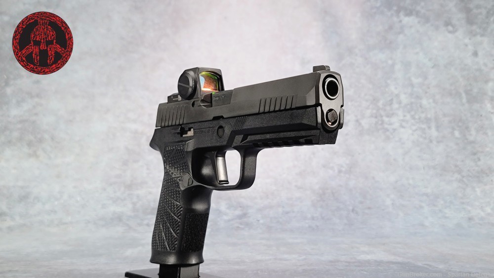 USED Sig Sauer P320 Wilson Combat Grip, 2 17rd Mags, Delta Point Pro-img-2