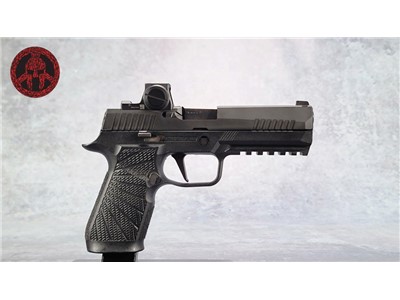 USED Sig Sauer P320 Wilson Combat Grip, 2 17rd Mags, Delta Point Pro
