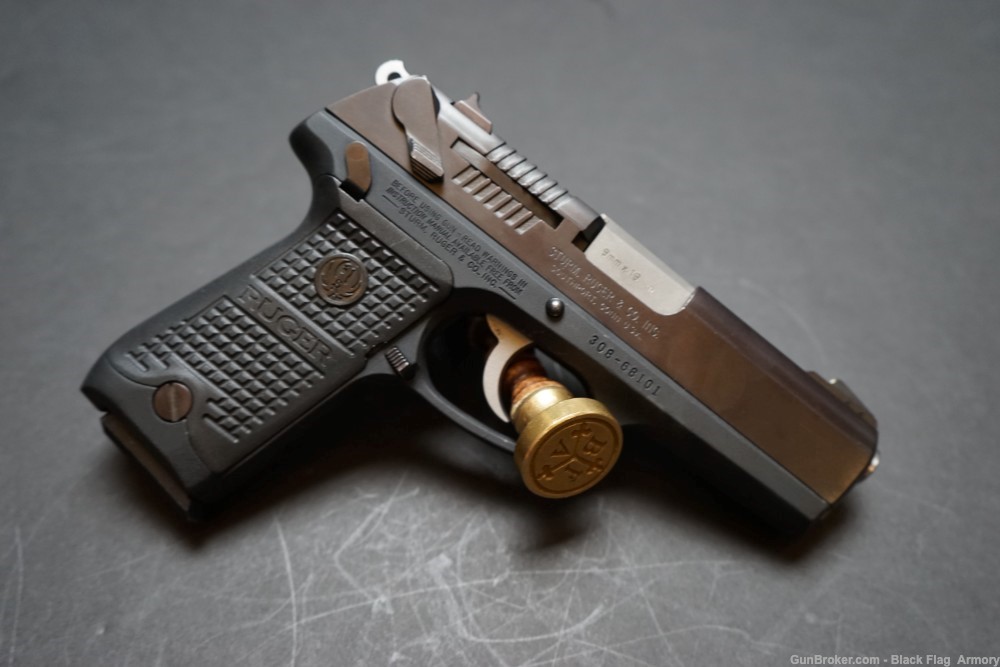 Ruger P94 9mm, Case, 3 mags, Black, 4" barrel, SA/DA, Polymer grip, Holster-img-7