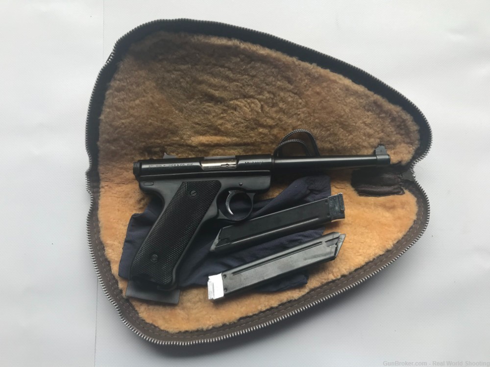 *PRE WARNING* RUGER STANDERD .22 LR WITH 2 MAGS AND SOFT CASE-img-0