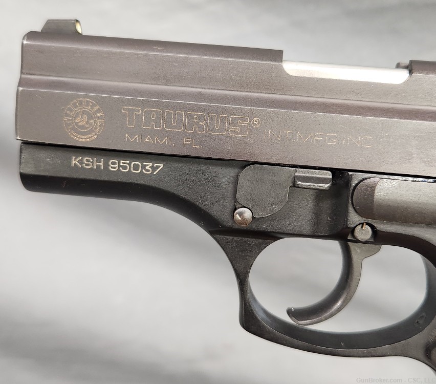 Taurus PT 938C pistol .380 with box-img-17