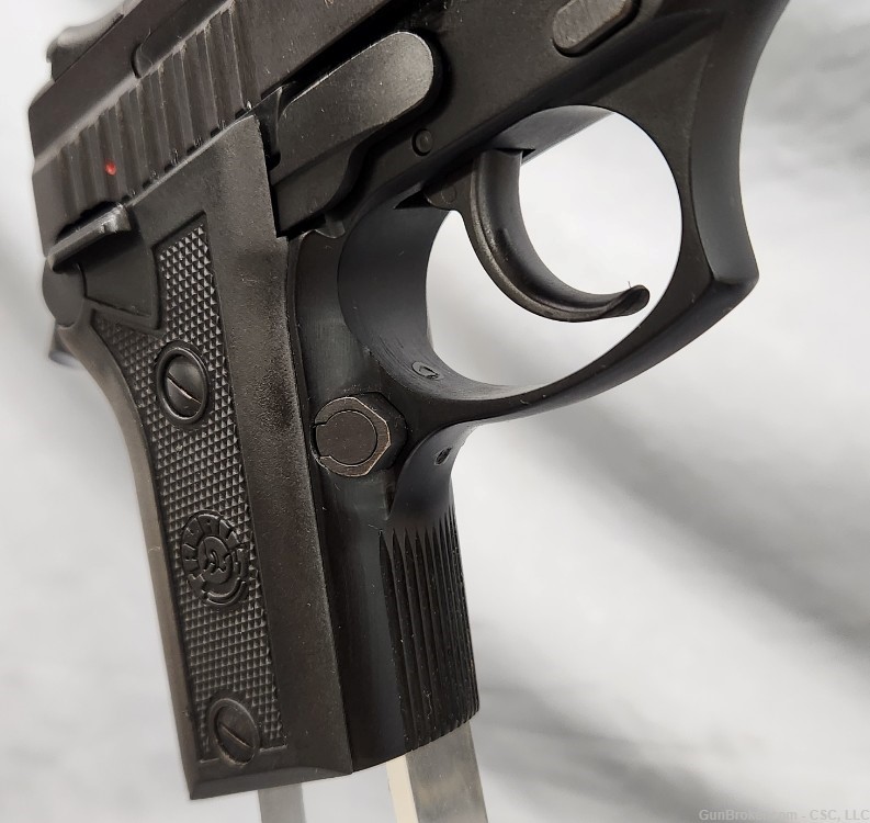 Taurus PT 938C pistol .380 with box-img-10