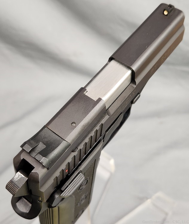 Taurus PT 938C pistol .380 with box-img-4