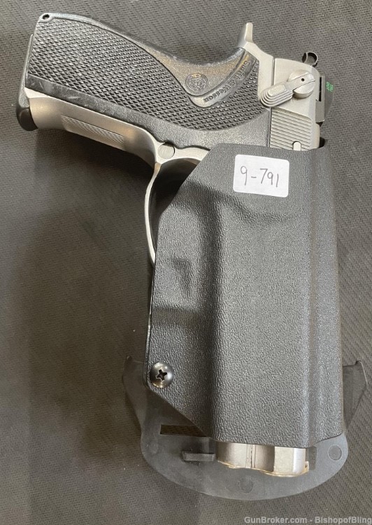 Smith & Wesson 5906 in 9mm with extras!-img-13