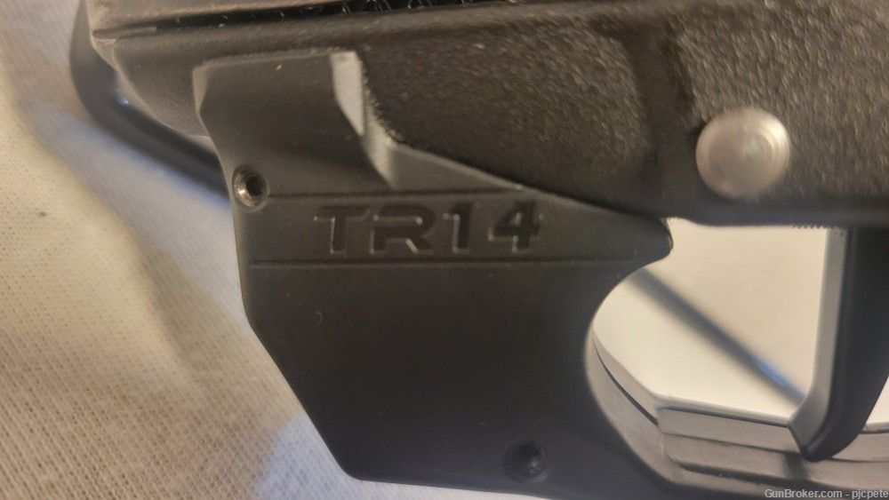 Kel-Tek P-11 Conceled Carry Polymer 9mm pistol w/ 3 mags, red-dot,belt clip-img-3
