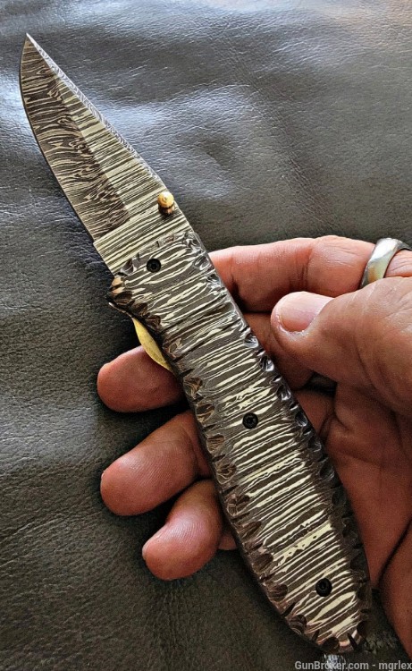 Damascus FOLDING KNIFE,  hand made -img-4