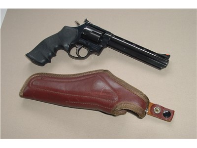 Really Nice vintage pre-lock Taurus mod 689 .357mag revolver w/holster!!