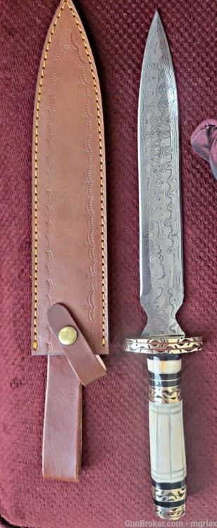 Damascus ROMAN DAGGER Bone handle-img-1