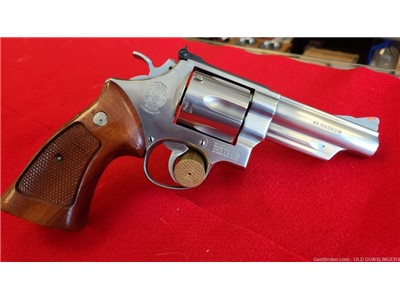 SMITH & WESSON 629-1