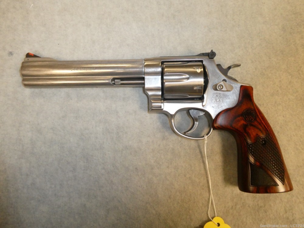 Smith & Wesson 629 Classic-img-1