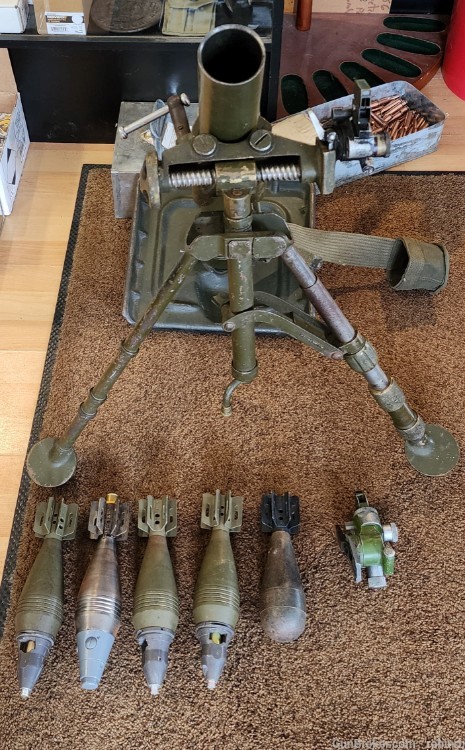U.S M2 60mm mortar w/extras chinese ww2 lend lease-img-0