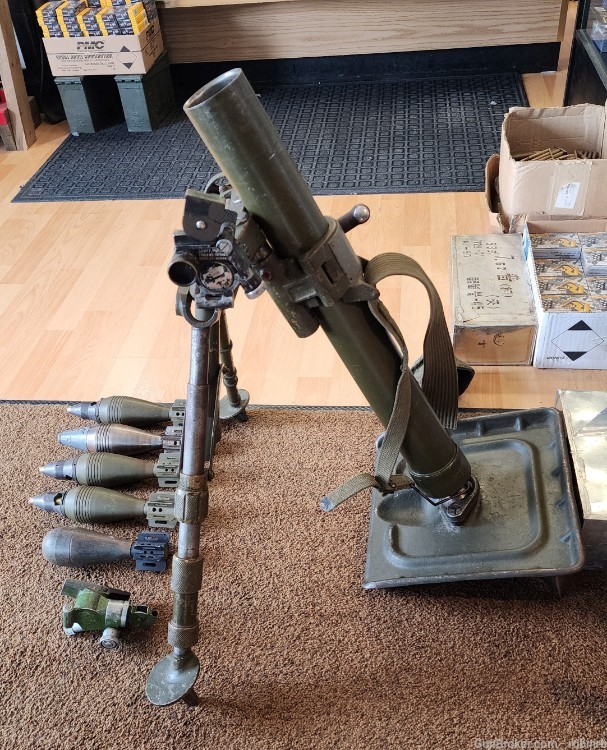 U.S M2 60mm mortar w/extras chinese ww2 lend lease-img-2