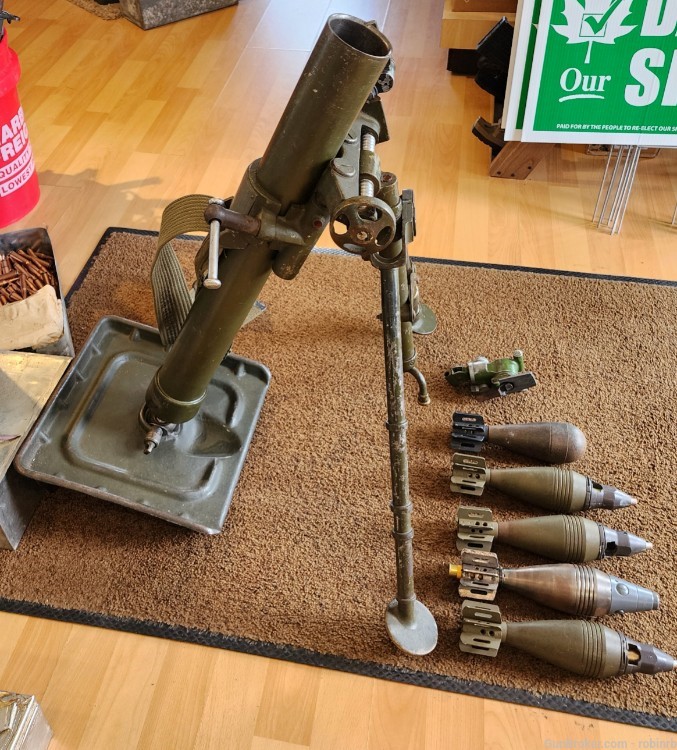 U.S M2 60mm mortar w/extras chinese ww2 lend lease-img-1