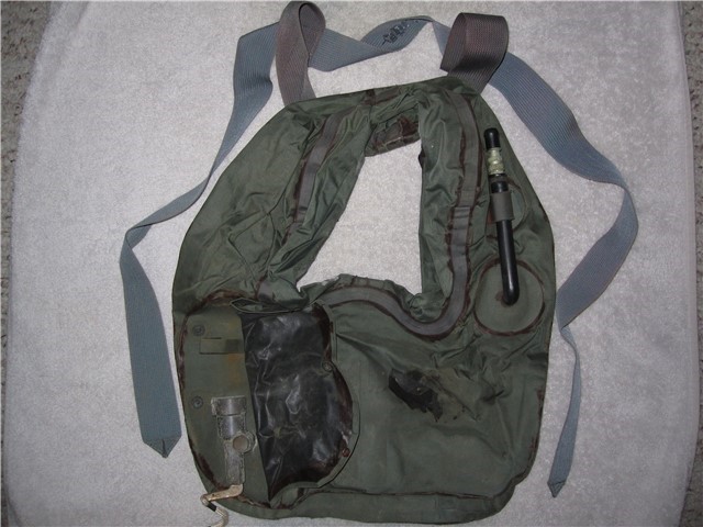 US Navy Seal UDT Issued Infatable Life Vest-img-0