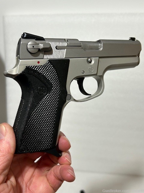 Smith and Wesson 6906 9mm Compact S&W like 6904, 5904, 5903, 5906, 3913 -img-5