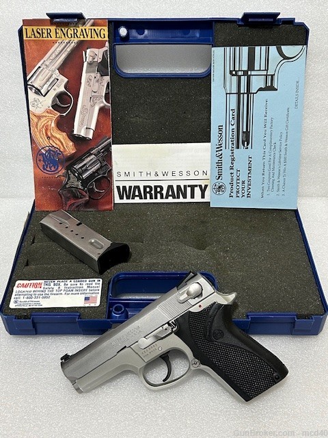 Smith and Wesson 6906 9mm Compact S&W like 6904, 5904, 5903, 5906, 3913 -img-1
