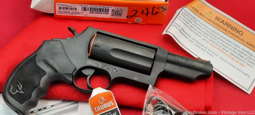 Taurus Judge Magnum .45 Colt/.410 3" barrel NIB NR-img-28