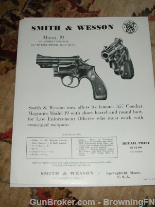 7 ORIGINAL S&W 1960s Model Introduction Flyers-img-3