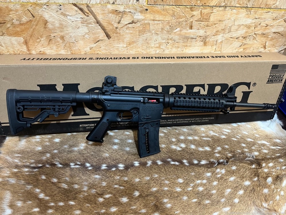 Mossberg 715T .22 Lr  Tactical AR-15 style rifle like new in box -img-1