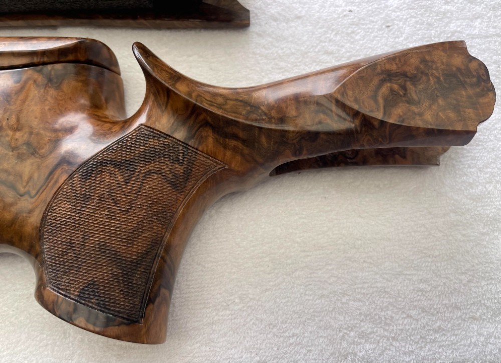 Beretta DT11 Turkish Walnut Burl stock with forend-img-1