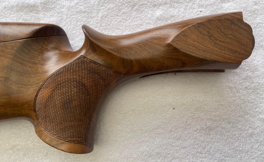 Beretta DT11 Turkish Walnut stock-img-3