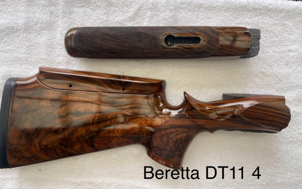 Beretta DT11 Premium Exhibition Turkish Walnut stock and forend-img-0