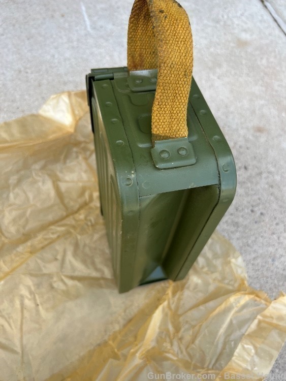 NOS PKM 100 Round Assault Ammo Can W/ Links-img-3