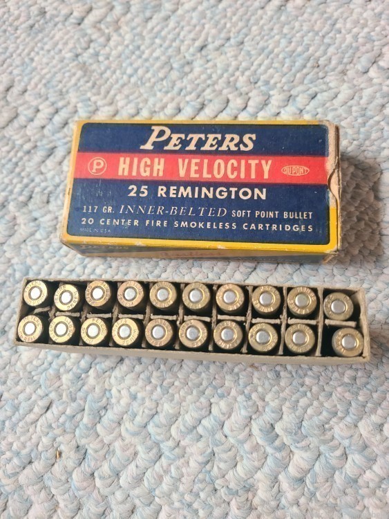 Vintage PETERS 25 REMINGTON 117 Grain Ammunition FULL CORRECT AMMO 20 ROUND-img-0