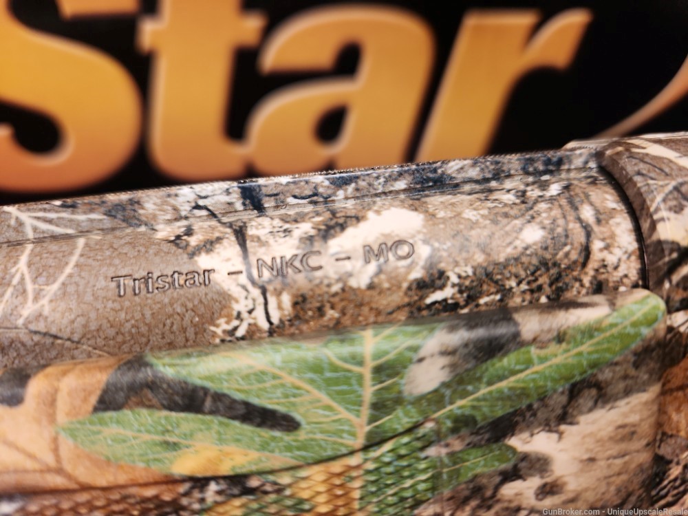 Tristar Arms Viper G2 camo 20 ga semi auto shotgun. As New!-img-16