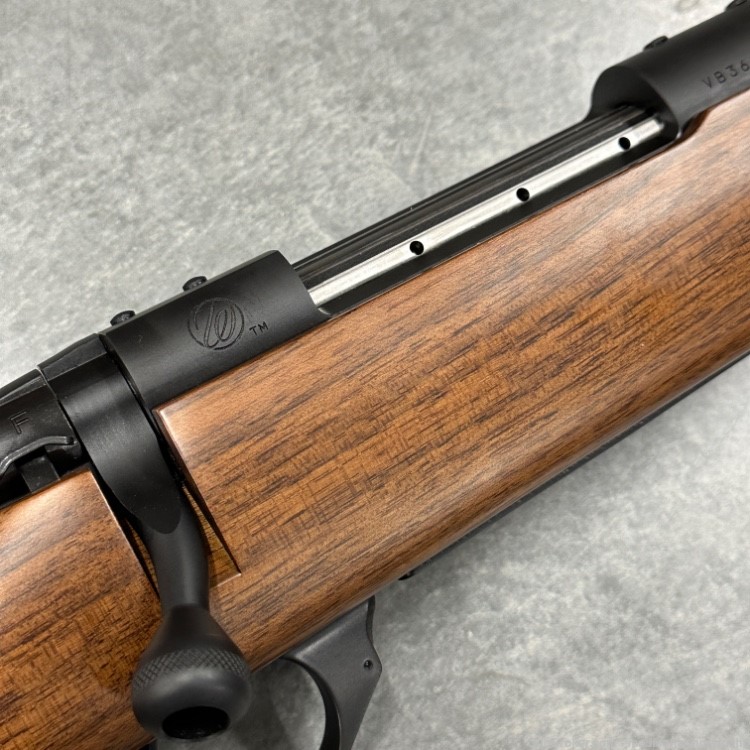 Weatherby Vanguard Sporter .300 Wby Mag 26" BLEM New w/ Box PENNY AUCTION-img-9