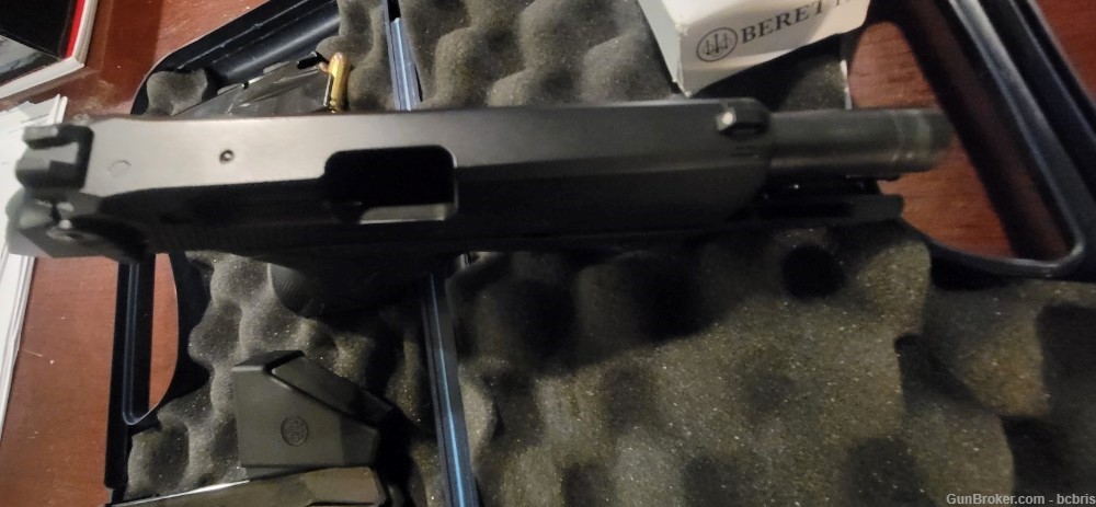 Beretta PX4 Storm Full Size .40 S&W Semi-auto Pistol. -img-4