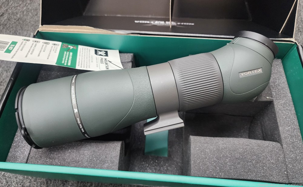 VORTEX Razor HD 22-48x65 Angled Spotting Scope-img-0