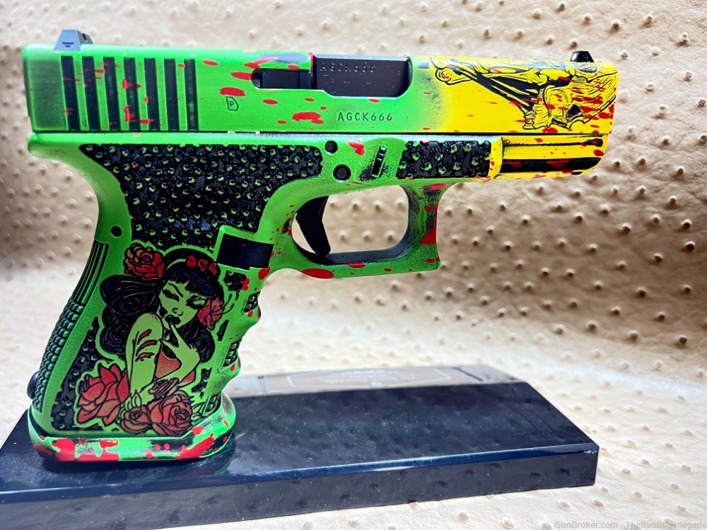 Dakota Bandit  "Zombie Killer" Glock 19 Gen3  "UNFIRED" (2) Mags-img-7