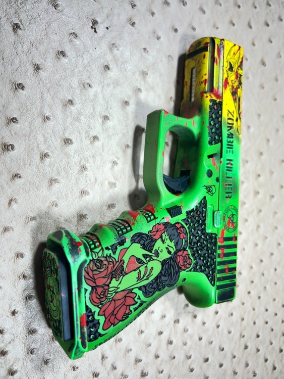 Dakota Bandit  "Zombie Killer" Glock 19 Gen3  "UNFIRED" (2) Mags-img-12
