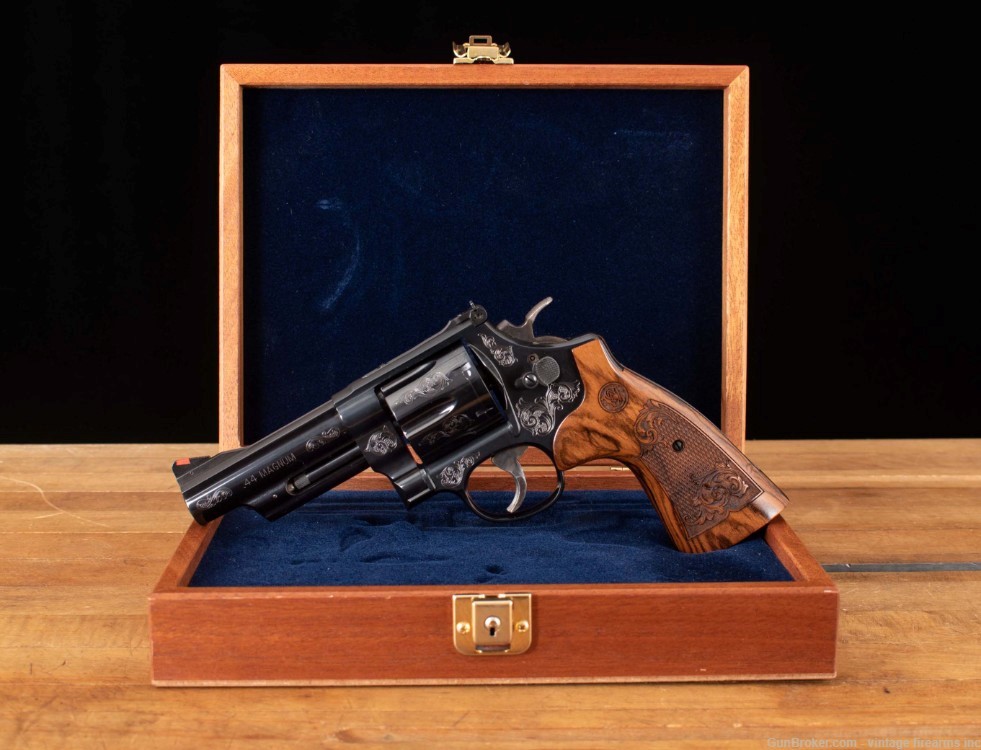 SMITH & WESSON MODEL 29-10 .44MAG, UNFIRED, CASED-img-0