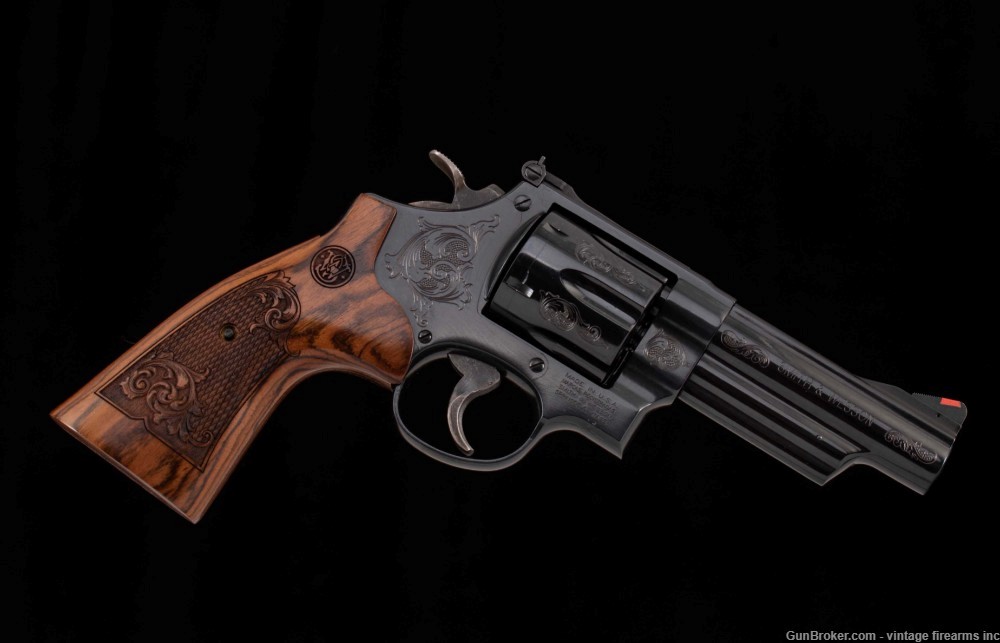 SMITH & WESSON MODEL 29-10 .44MAG, UNFIRED, CASED-img-2
