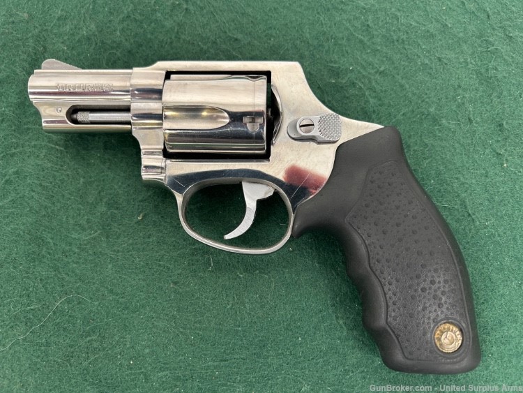 Taurus 605 .357 revolver Chrome - beautiful!  5 shot-img-0