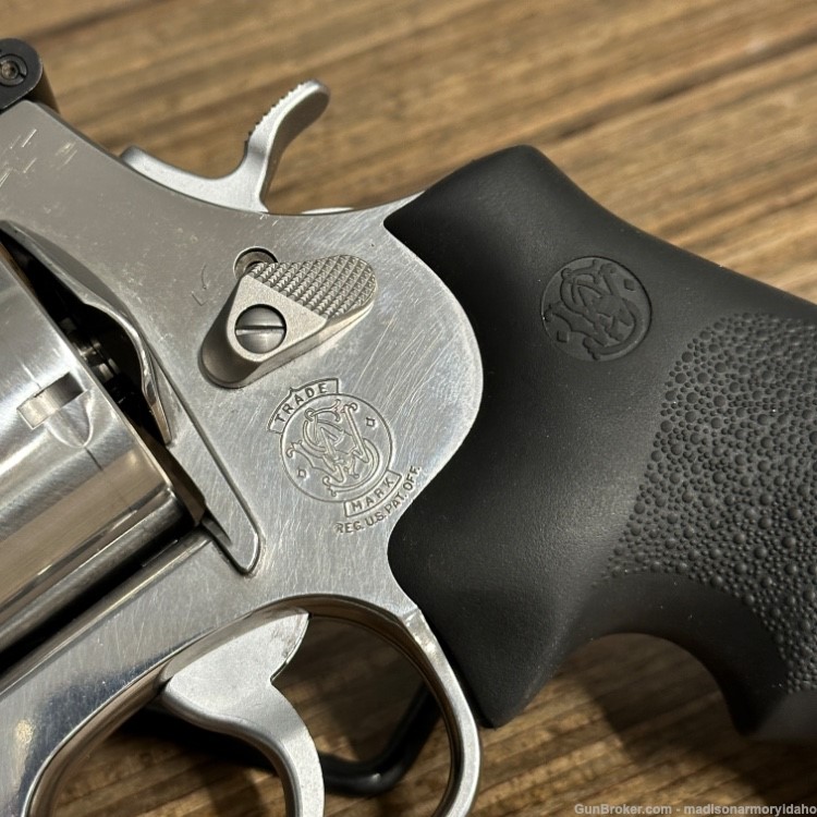 Smith & Wesson-img-15