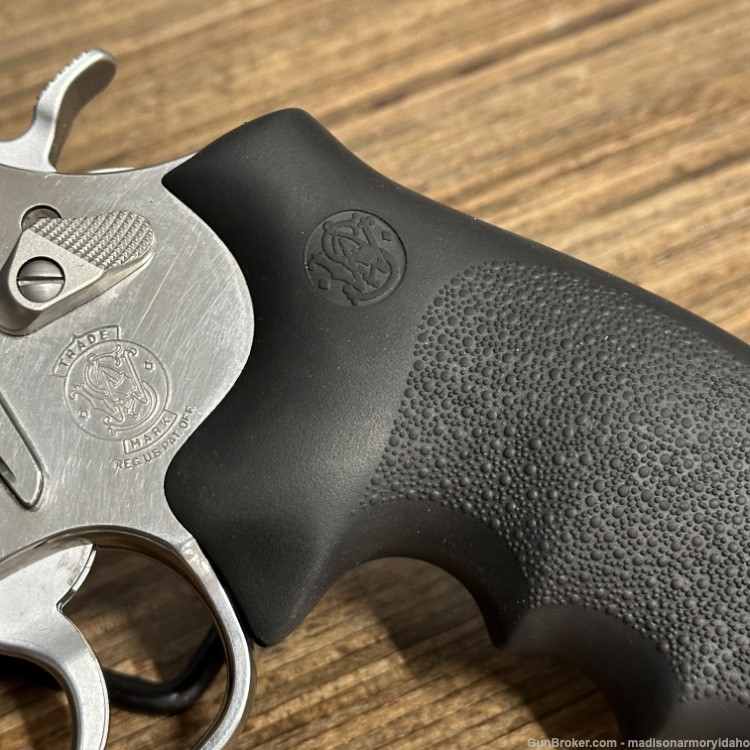 Smith & Wesson-img-16
