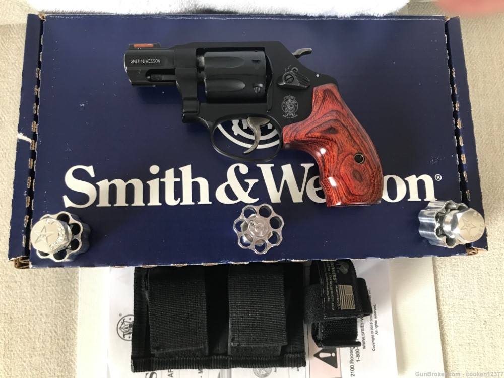 S&W 351 PD AirLite .22 Mag Looks New-img-7
