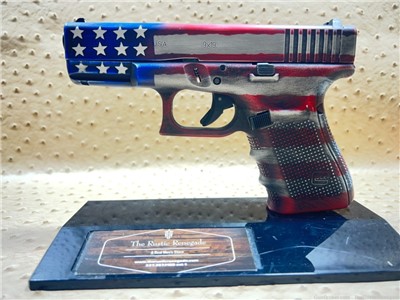 Glock 19 G4 9mm 4.01in American Flag Cerakote Pistol - 15+1 UNFIRED